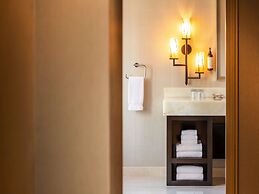 Fairmont Chicago at Millennium Park Gold Experience