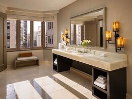 Fairmont Chicago at Millennium Park Gold Experience