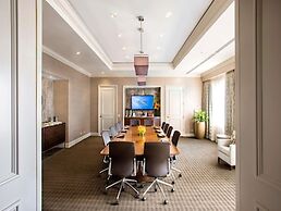 Fairmont Chicago at Millennium Park Gold Experience