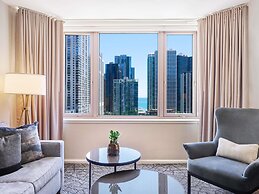 Fairmont Chicago at Millennium Park Gold Experience