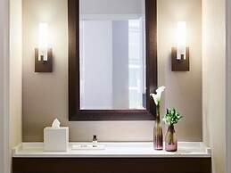 Fairmont Chicago at Millennium Park Gold Experience