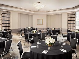 Fairmont Chicago at Millennium Park Gold Experience