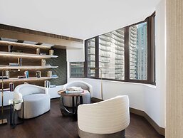 Fairmont Chicago at Millennium Park Gold Experience