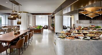 Fairmont Century Plaza Gold Experience