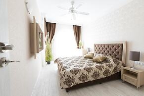 Harmony Suites Saint Vlas