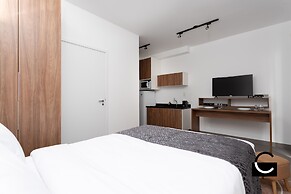 Charlie Oscar Freire