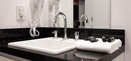 Charlie Oscar Freire