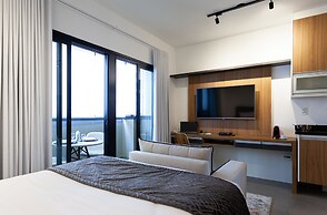 Charlie Oscar Freire