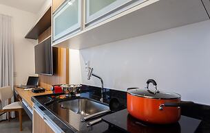 Charlie Oscar Freire