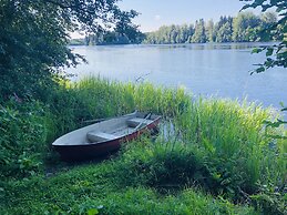 Liljekonvalj Cottage Overlooking the River Sauna