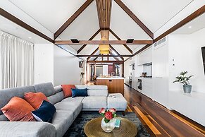 Your Luxury Escape - On The Bay 2