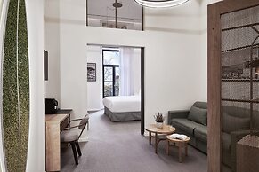 NLH MONASTIRAKI - Neighborhood Lifestyle Hotels