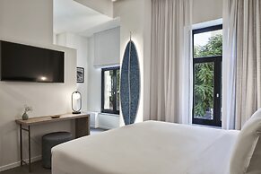 NLH MONASTIRAKI - Neighborhood Lifestyle Hotels