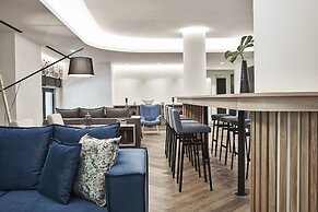 NLH MONASTIRAKI - Neighborhood Lifestyle Hotels
