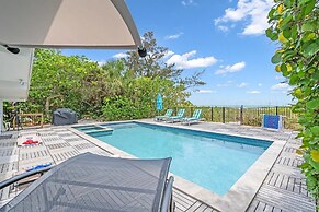 The Beach House 3 Bedroom Home by RedAwning