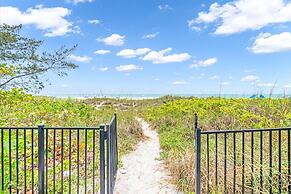 The Beach House 3 Bedroom Home by RedAwning