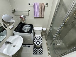 Elegant Studio @ Grass Residences 1-5 persons only, Quezon City