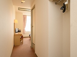 Tabist Ueda Station Hotel
