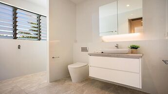 Your Luxury Escape - Ocean Sapphire