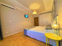 Dunav Apartment House