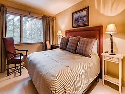 Beaver Creek Pines 3 Bedroom Ski in, Ski out Vacation Rental With Rest