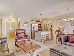 1 Bedroom Ski in Condo Only One Block From Historic Downtown, Shopping