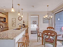 1 Bedroom Ski in Condo Only One Block From Historic Downtown, Shopping