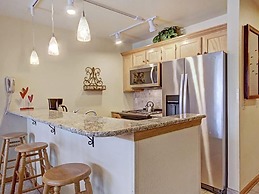 2 Bedroom Ski in Condo Only One Block From Historic Downtown, Shopping