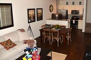 Lucaya 3 Bedroom 2 Bath Townhome!