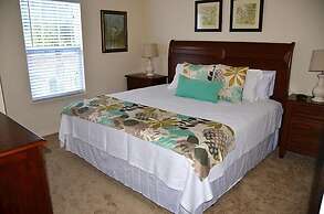 Lucaya 3 Bedroom 2 Bath Townhome!