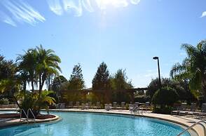 Lucaya Village Resort - 3 Beds and 2 Baths. ID: 57417