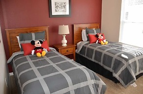 Lucaya 4 Bedrooms 3 Baths Townhome With Central Kitchen