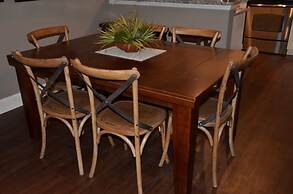 Lucaya 3 Bedrooms 2 Bathrooms Townhome With Free Wifi