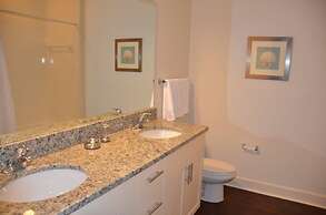 Lucaya 3 Bedrooms 2 Bathrooms Townhome With Free Wifi