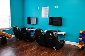 Lucaya 3 Bedrooms 2 Bathrooms Townhome With Free Wifi