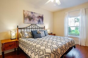 Lucaya 3 Bedroom 2 Bath Townhome With Zero Entry Resort Pool