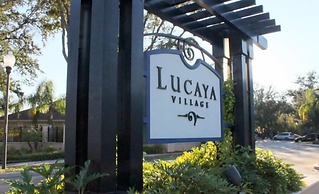 Lucaya 3 Bedroom 2 Bath Townhome With Modern Dining Room