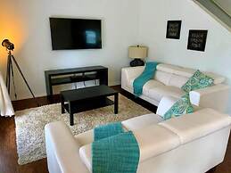 Lucaya 4 Bedrooms 3 Baths Townhome With Starwars Bedroom!