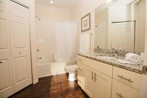 Lucaya 4 Bedrooms 3 Baths Townhome With Starwars Bedroom!