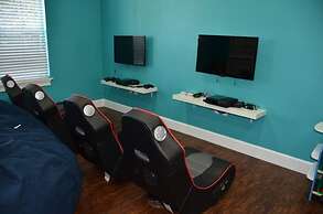 December Special Lucaya 4 Bed 3 Bath Id:236904