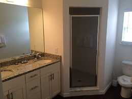 Nov Special at Lucaya 4 Bed 3 Baths Id:275002