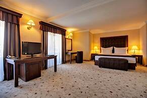Maxi Park Hotel & Spa