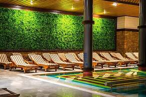 Maxi Park Hotel & Spa