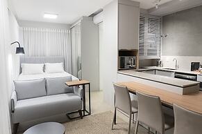 ZEE Studios a 200m da beira-mar norte