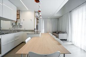 ZEE Studios a 200m da beira-mar norte