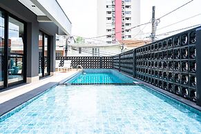 ZEE Studios a 200m da beira-mar norte