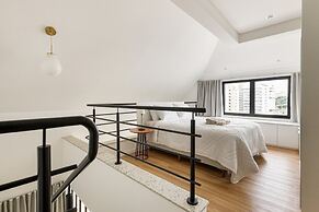 ZEE Studios a 200m da beira-mar norte