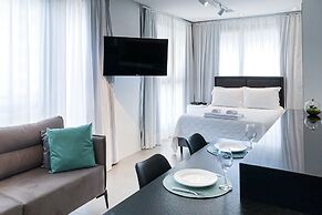 ZEE Studios a 200m da beira-mar norte