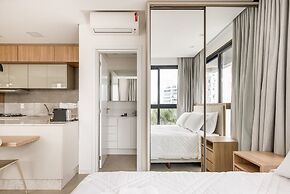 ZEE Studios a 200m da beira-mar norte