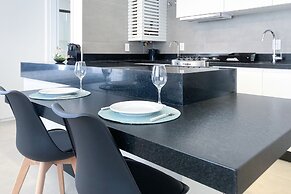 ZEE Studios a 200m da beira-mar norte